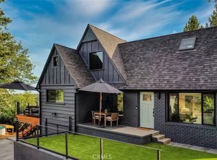 481 Heliotrope Dr, Lake Arrowhead, CA 92352