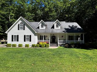 128 March Chapel Ln, Daniels, WV 25832