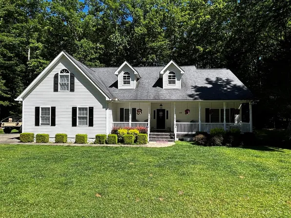 128 March Chapel Ln, Daniels, WV 25832