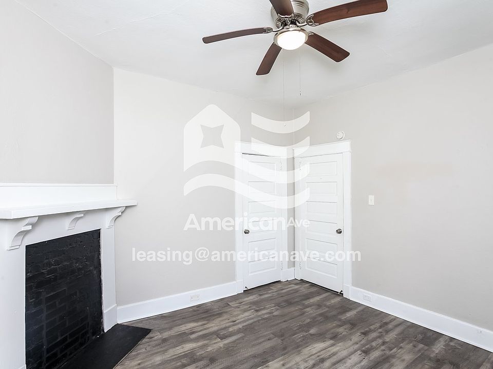 702461_004_living_room_14020286.jpg
