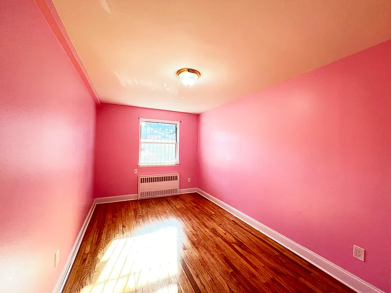 463 E 9th St #1 — Photo 5