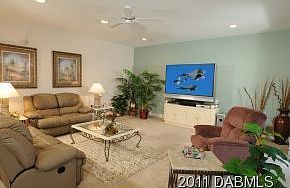 4th image of 2729 Spruce Creek Blvd