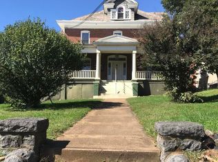 821 13th St SW, Roanoke, VA 24016