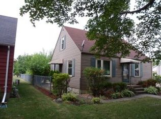 7954 29th Ave, Kenosha, WI 53143