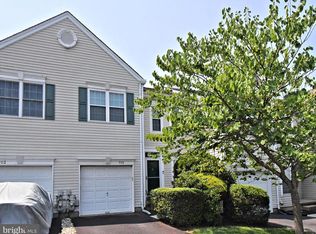 705 Santa Anita Dr, North Wales, PA 19454