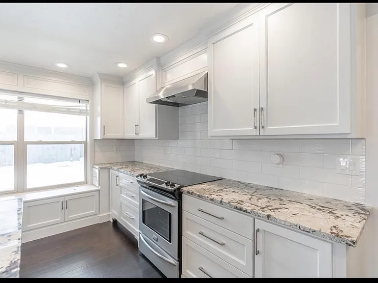 1808 Michael Dr — Photo 6