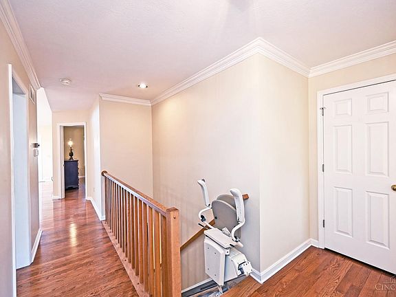 5th image of 1073 Wittshire Cir