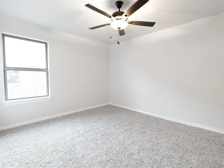 8309 Mountain Oak Dr — Photo 18