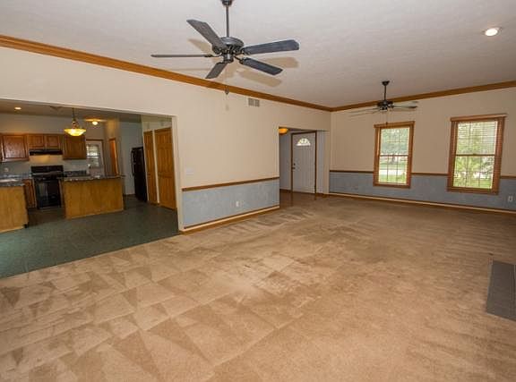 5th image of 3925 Southampton Dr
