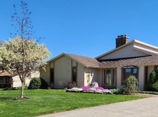 229 Lakeview Dr, Bryan, OH