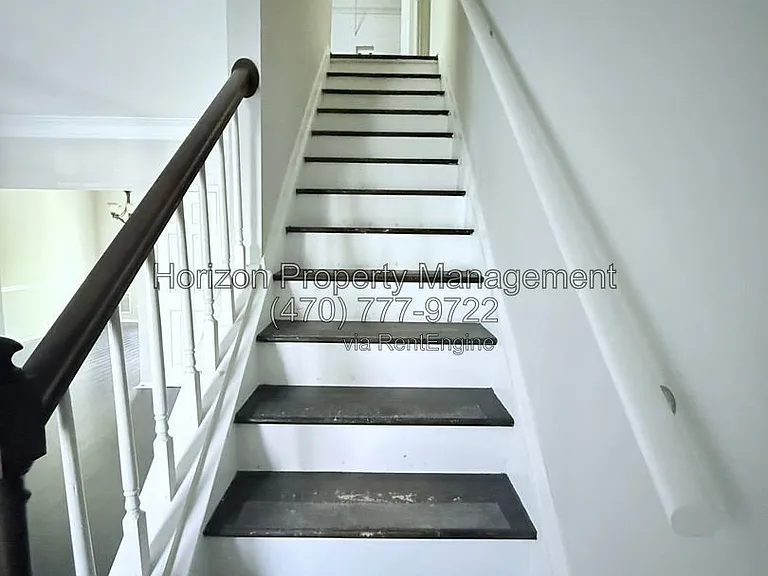 3924 Hancock Cir — Photo 11