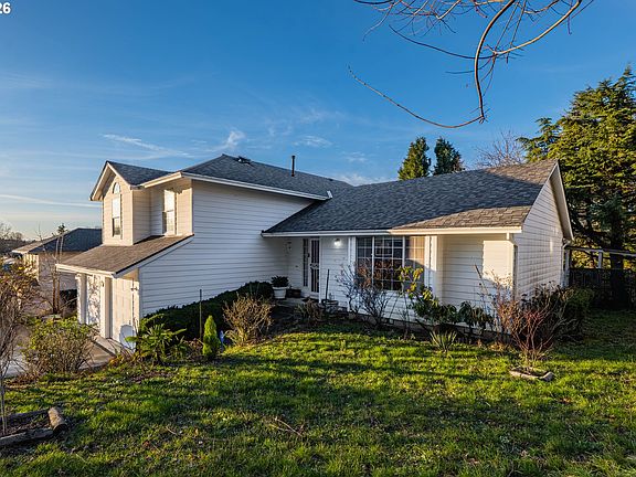 3rd image of 2811 NE 6th St