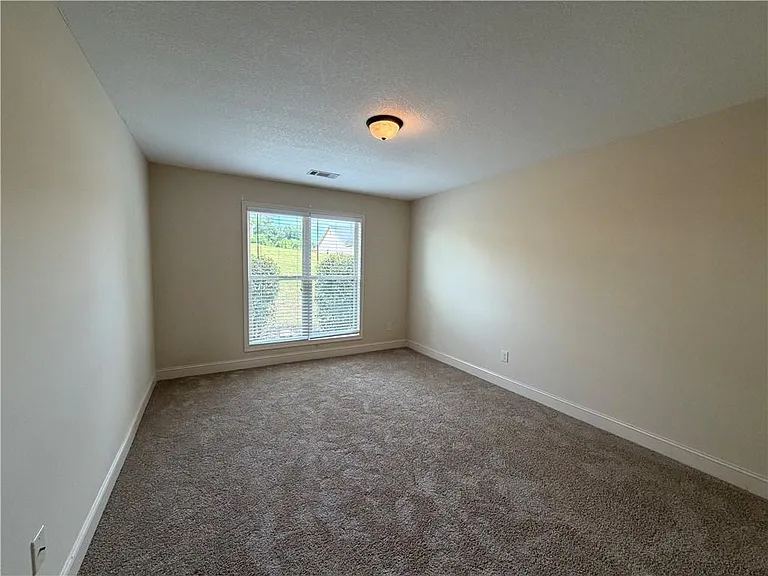 2125 Savannah Dr — Photo 19