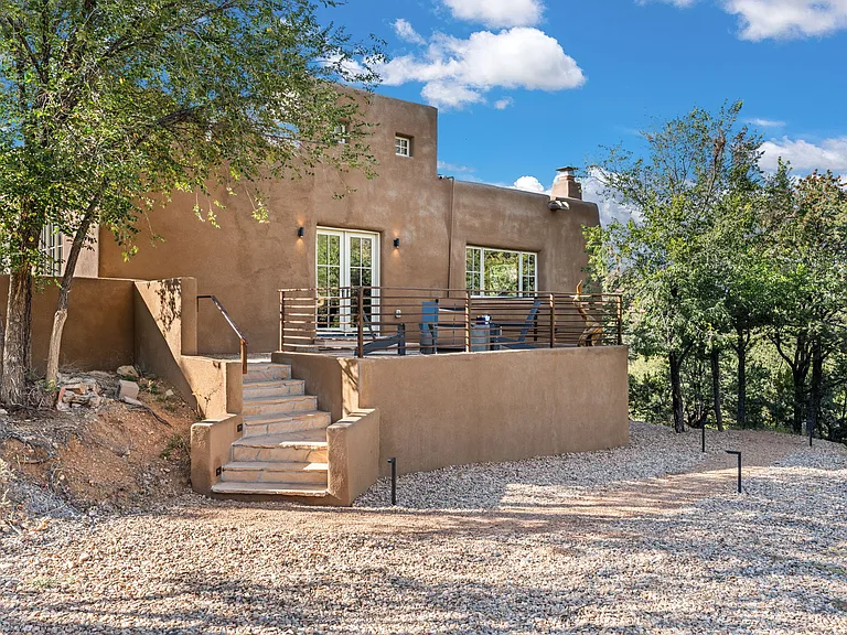 1615 Camino De Cruz Blanca — Photo 40