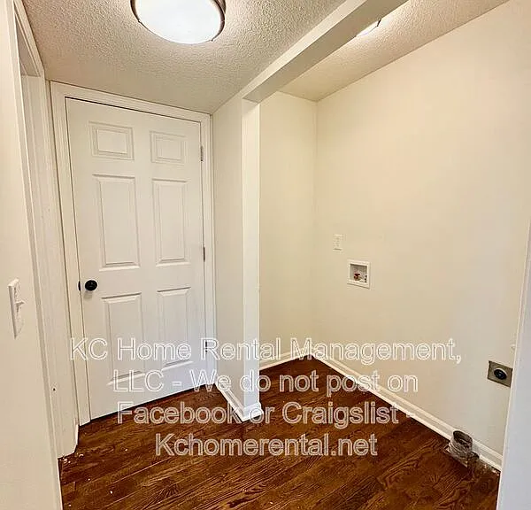 307B E Main St — Photo 11