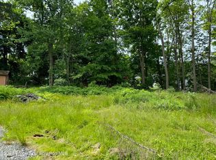 40 Hosfeld St, Clarks Summit, PA 18411