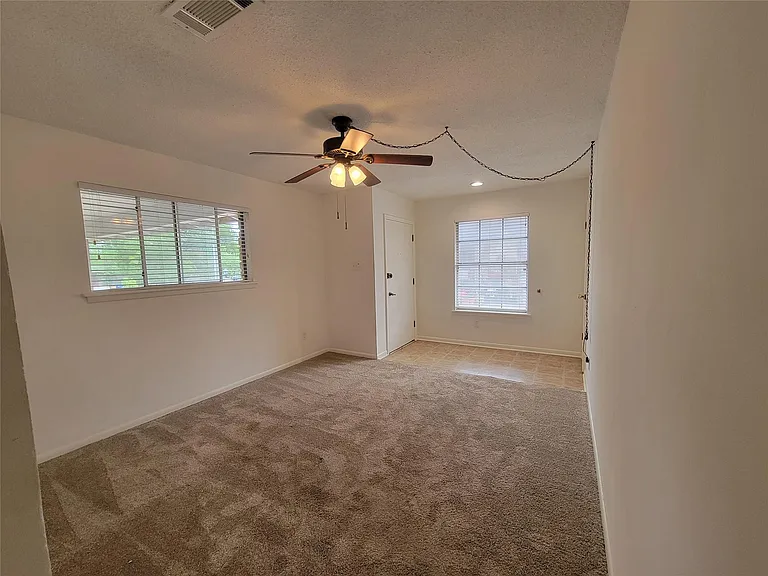 5806 Nassau Dr #B — Photo 6