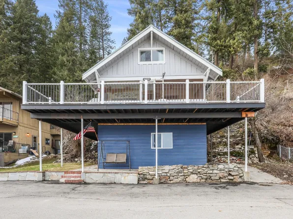 11945 N Honeymoon Bay Rd, Newman Lake, WA 99025