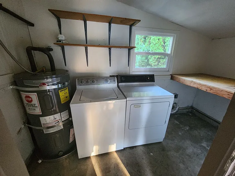 1800 NW Grant Ave — Photo 14