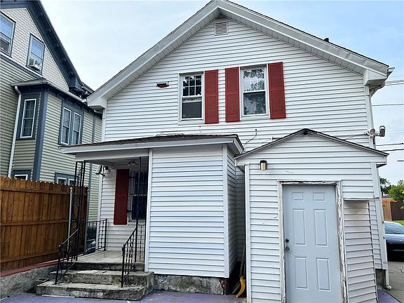 3rd image of 450 Chalkstone Ave