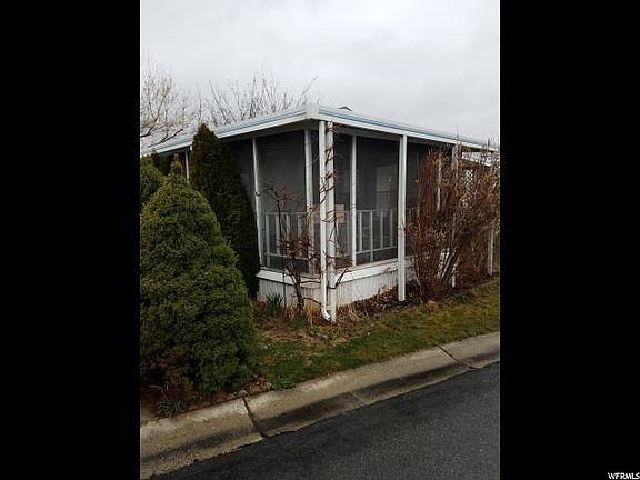 3rd image of 4604 S Yarrow Ln