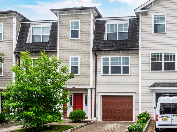 6 Elm St, Madison, NJ