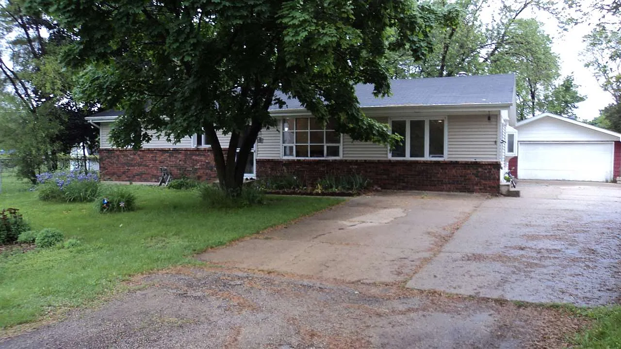 9506 Plymouth Pl photo 1