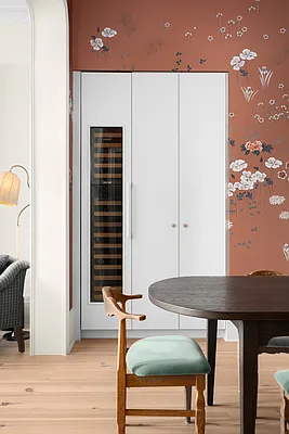 Sold by Corcoran | media 28