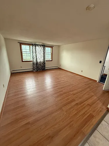 9 Edwards Ave #E8 Photo 1