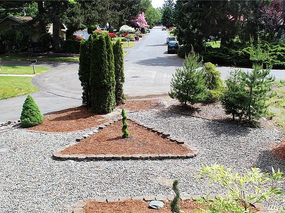 4th image of 6733 80th St SW