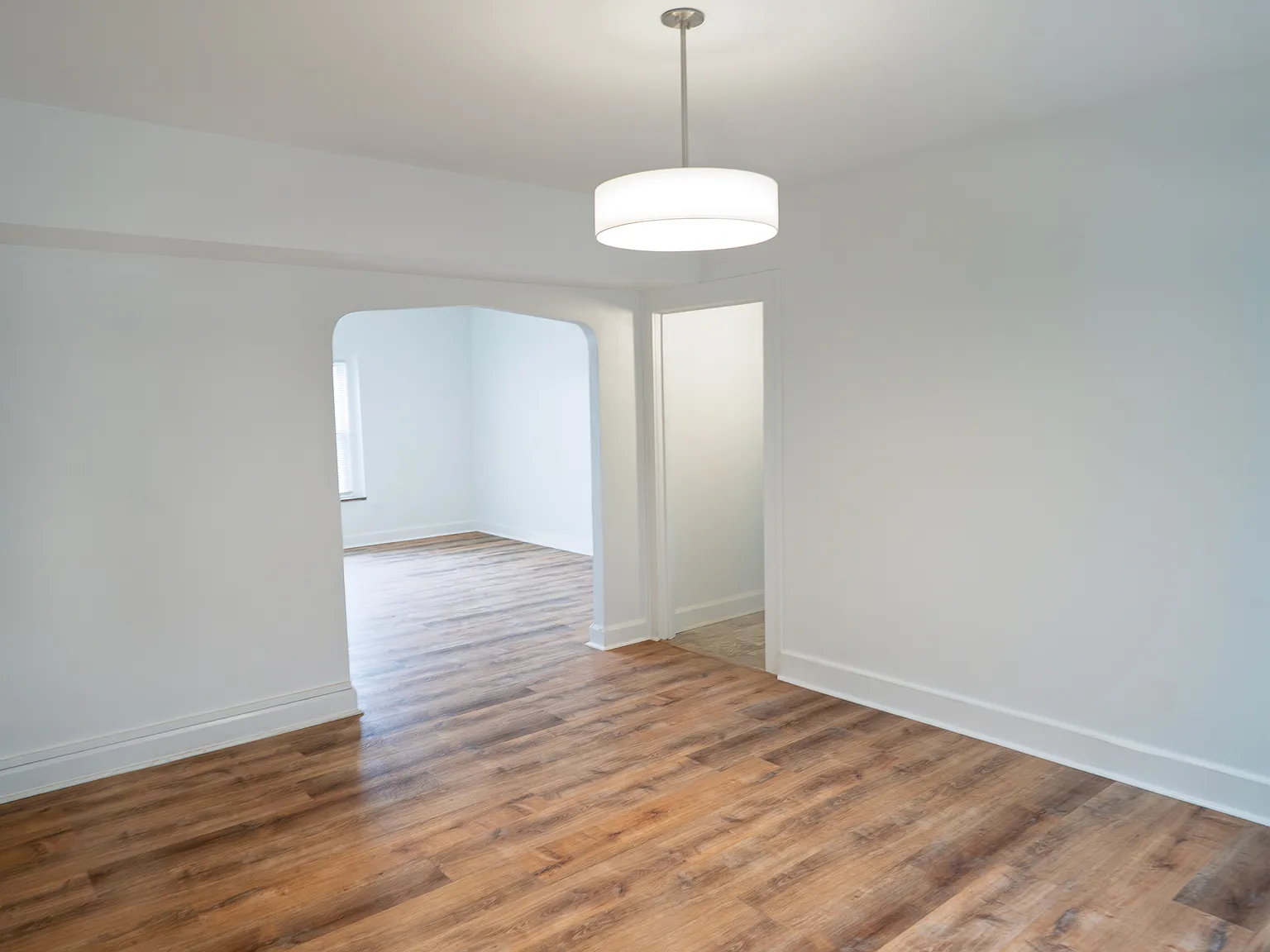 2 bed, 1300 sqft, $1,295 — Photo 3