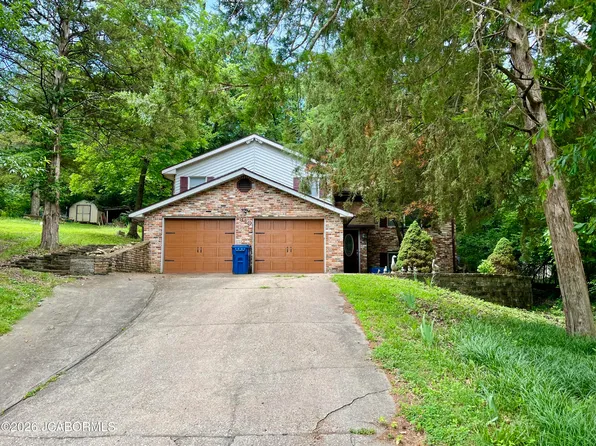 1910 Brookgreen Dr, Jefferson City, MO 65101