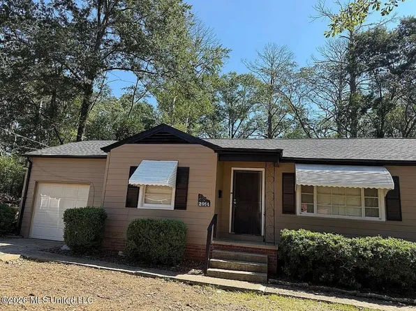 2914 Barwood Dr, Jackson, MS 39212