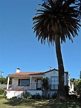 1st image of 1106 Las Olas Ave