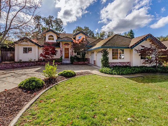 2nd image of 5956 Mareta Ln