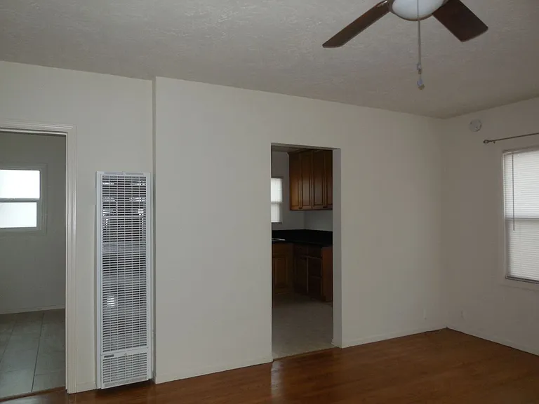 3910-3922 E Mayfield St — Photo 11