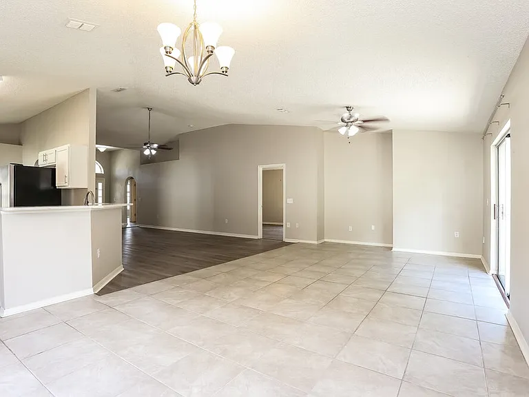 11157 Wyndham Hollow Ln — Photo 6