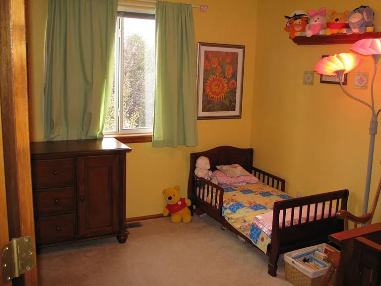 2nd upstairs bedroom