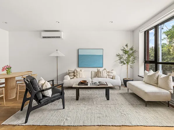 318 20th St APT 2B, Brooklyn, NY 11215
