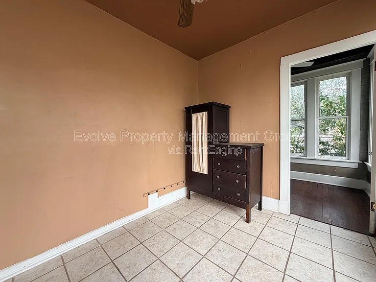 1283 Harbert Ave — Photo 11