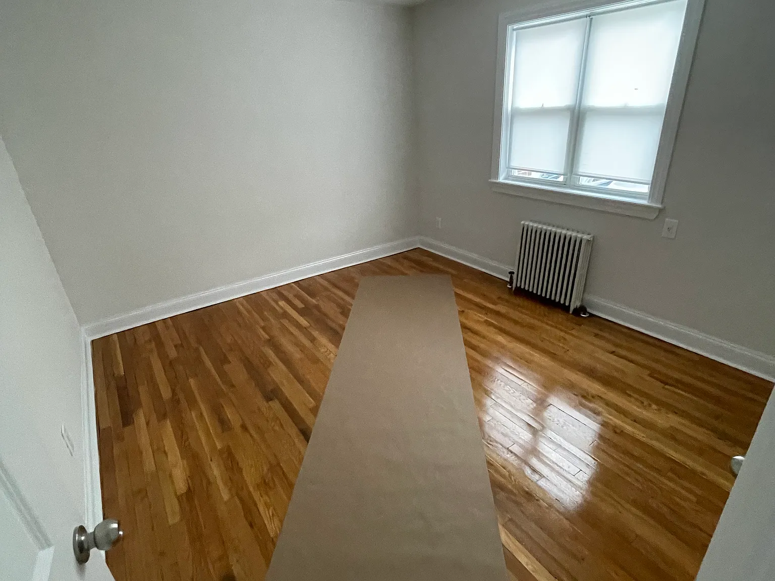 223rd Pl, Oakland Gardens — Photo 4