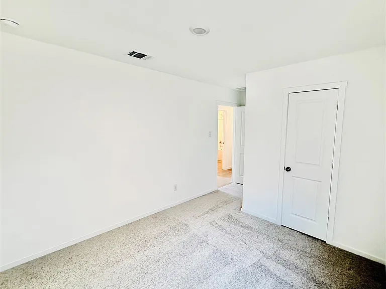 449 Jones Beach Ln — Photo 17