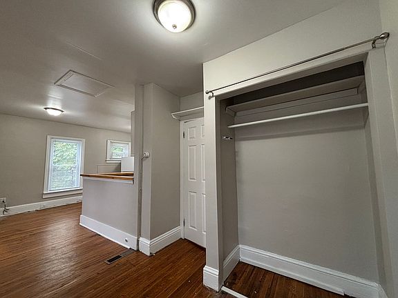 5th image of 469 Meigs St APT 4