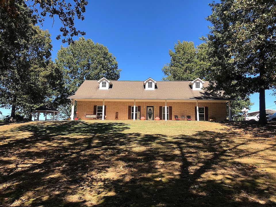 1st image of 15731 Rainbow Ln