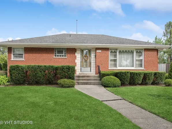 8825 Oketo Ave, Morton Grove, IL 60053