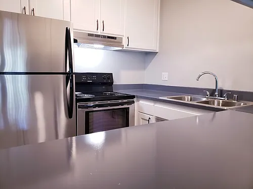 The Huntington Apartments Photo 1