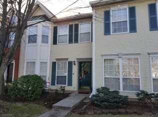 20 Cabot Way #2807, Franklin Park, NJ 08823