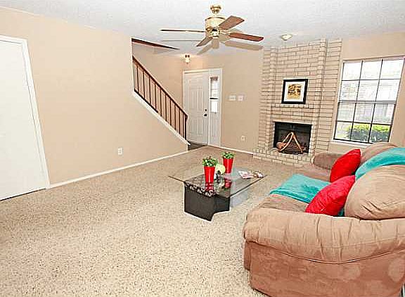 5th image of 8400 Jamestown Dr APT 206
