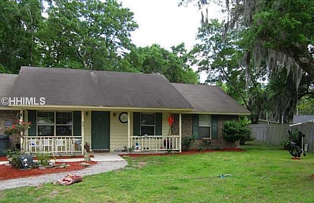 2nd image of 32 Braeburn Ln