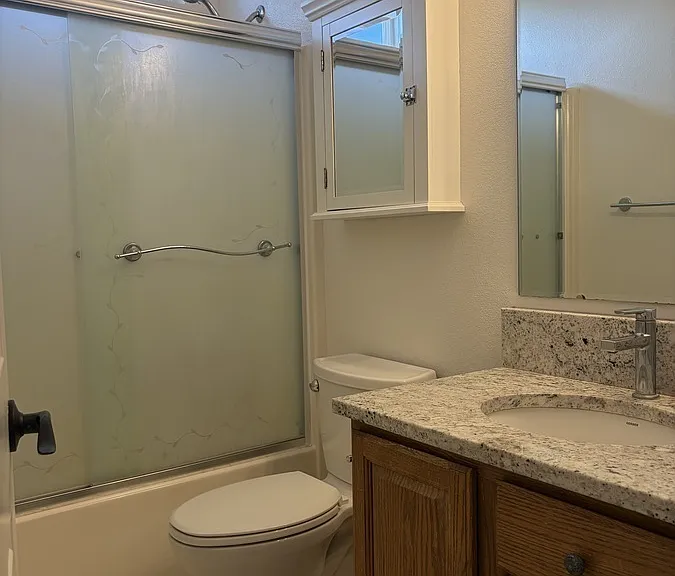 682 W Criterion St — Photo 20